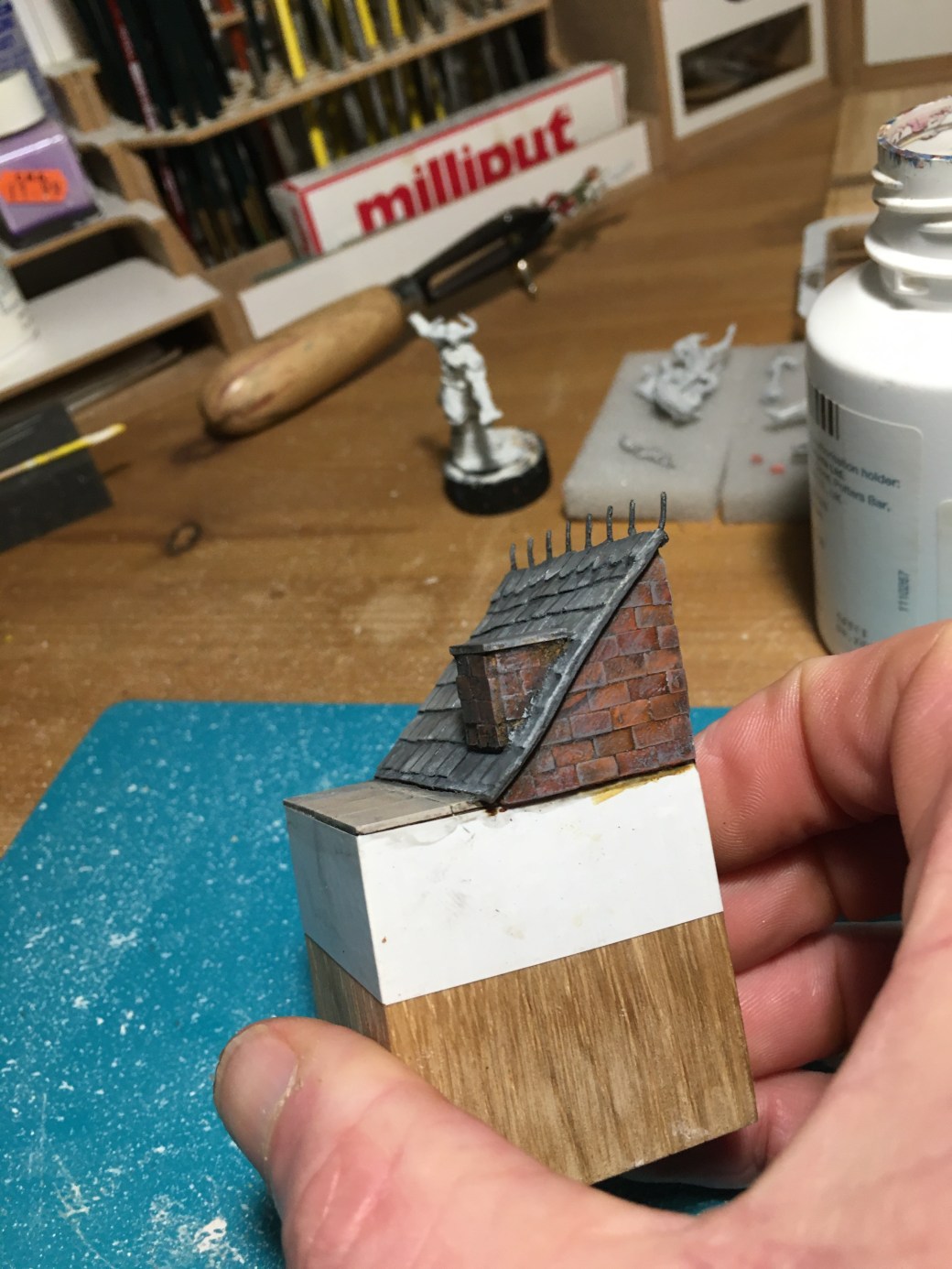 715631D4-4B68-4F5E-9B39-6F30F20F210B